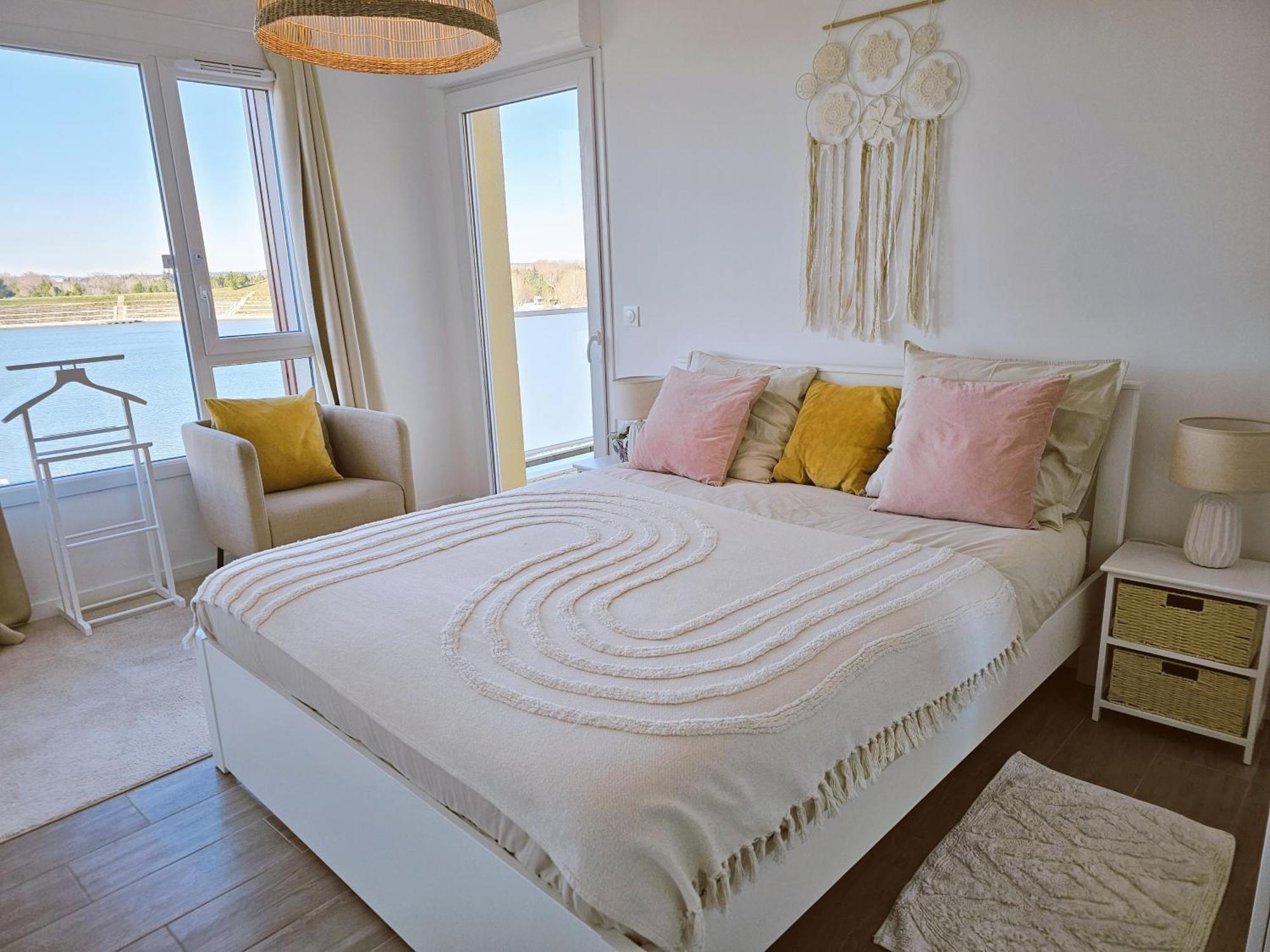 Lakeside Provence - Appartement Classe 4 Etoiles, Vue Sur Le Lac, Parking Sous-Sol, Double Clim Monteux Extérieur photo