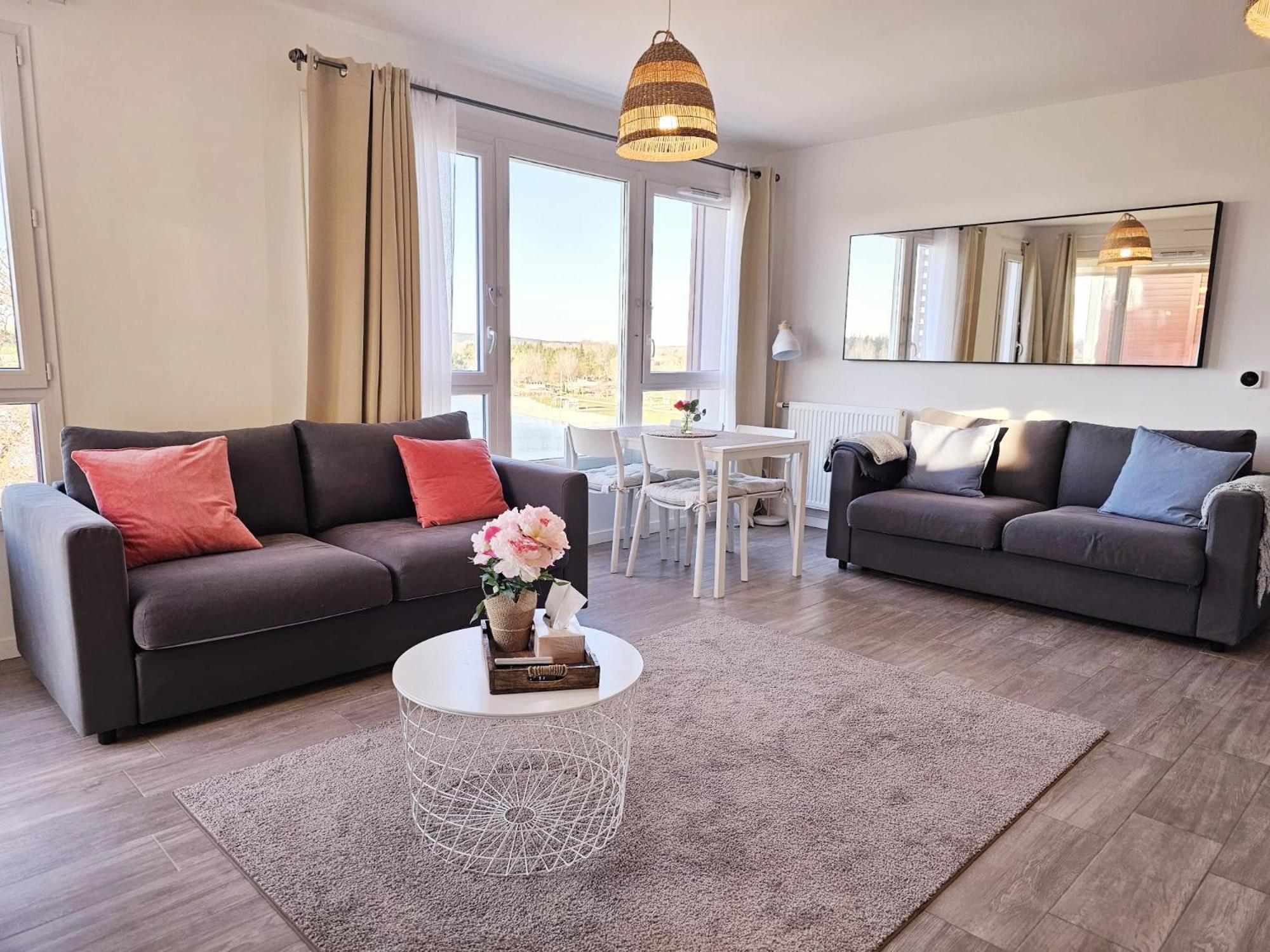 Lakeside Provence - Appartement Classe 4 Etoiles, Vue Sur Le Lac, Parking Sous-Sol, Double Clim Monteux Extérieur photo