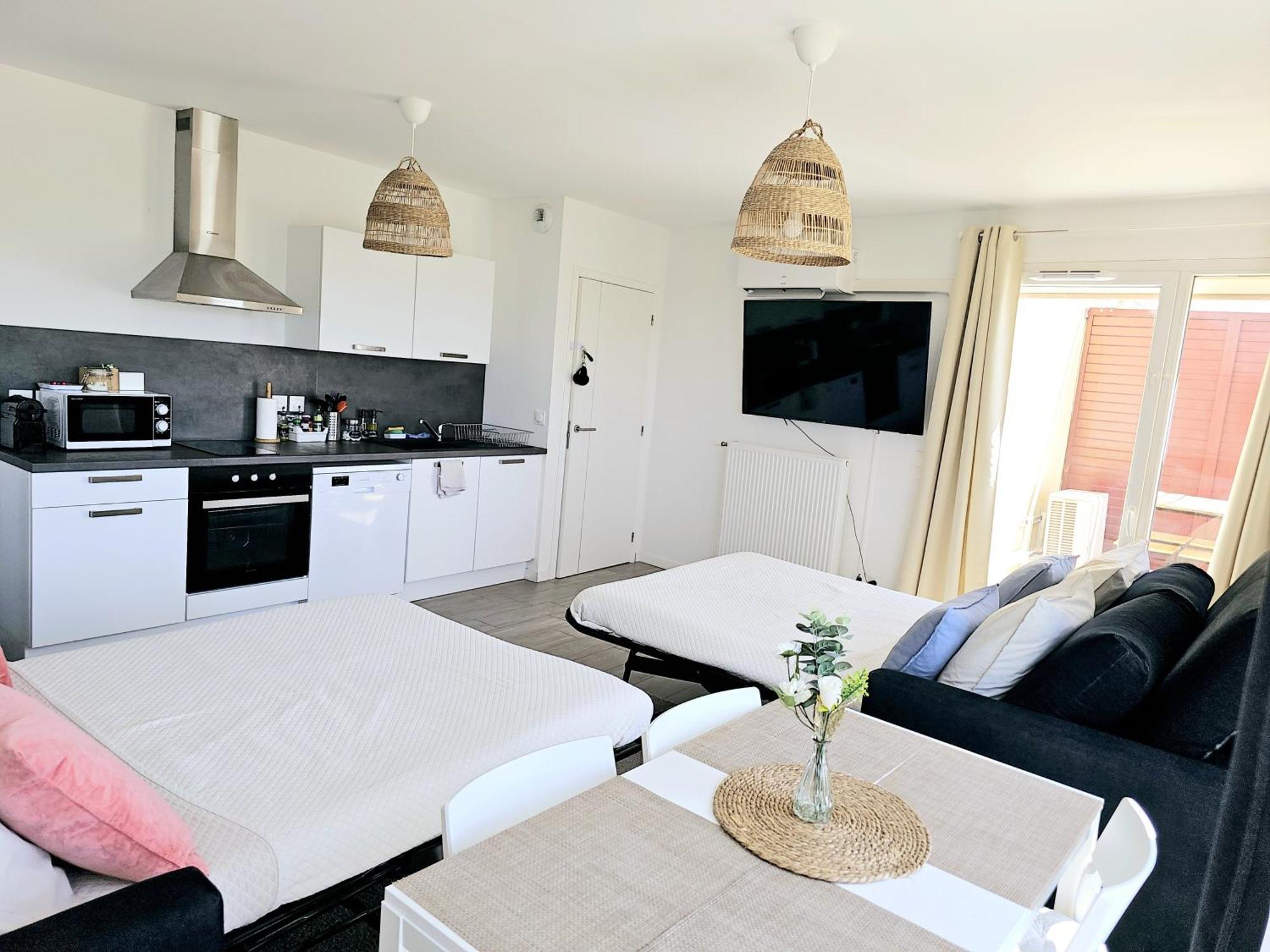 Lakeside Provence - Appartement Classe 4 Etoiles, Vue Sur Le Lac, Parking Sous-Sol, Double Clim Monteux Extérieur photo